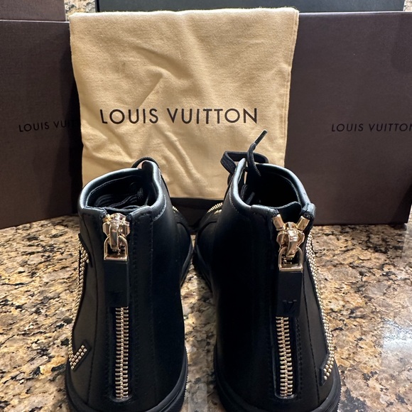 Louis Vuitton ankle boots/sneakers NWT 38.5 w/gold tone nail head trim - Picture 5 of 9